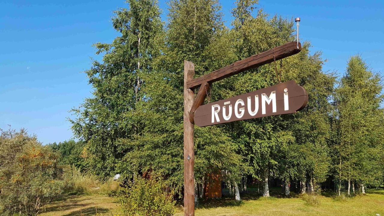 Rugumi *